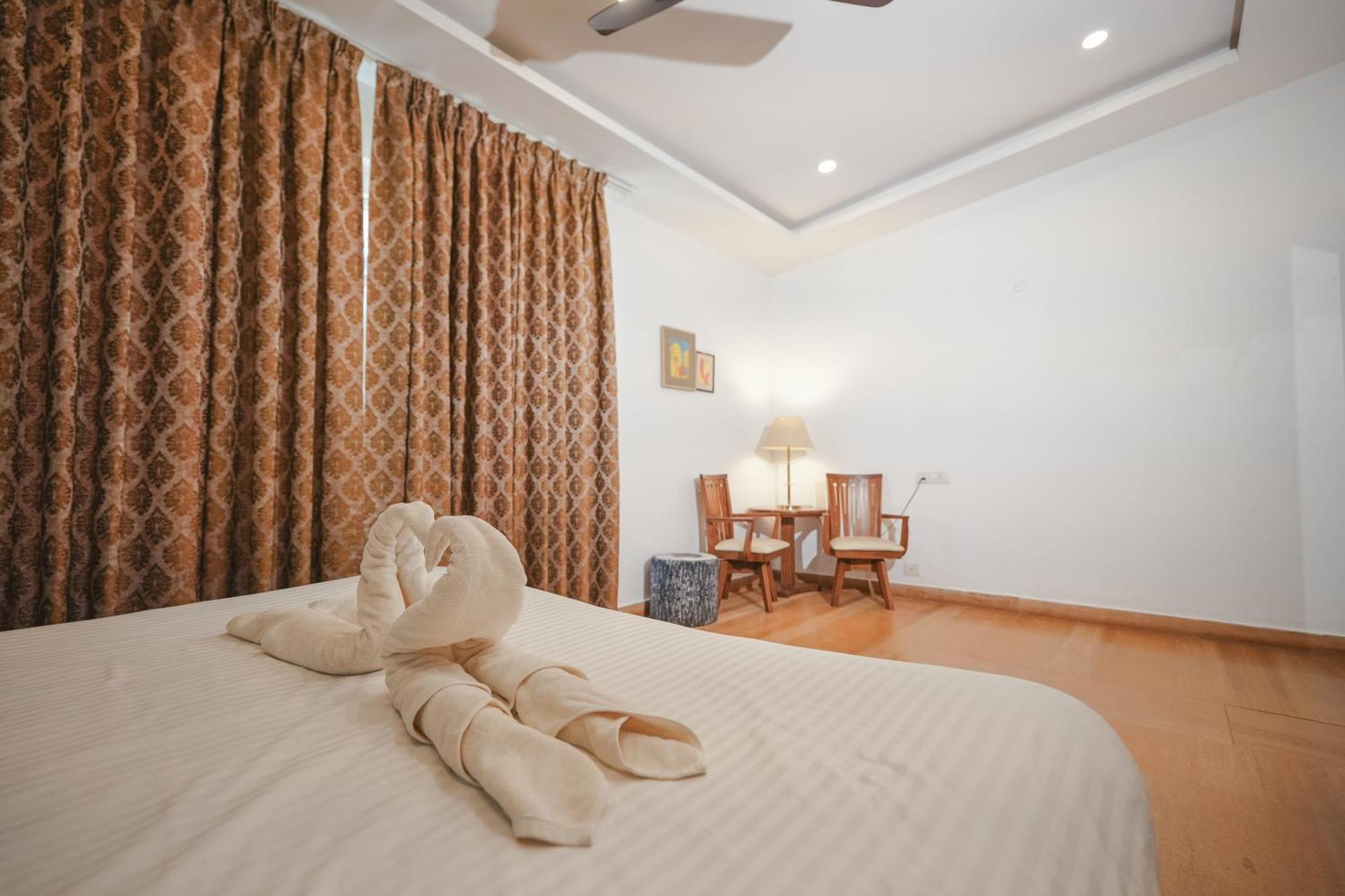 Villa M - Jia 3- 3Bhk In Candolim, Pool Facing, Near Beach, Breakfast Included Eksteriør bilde